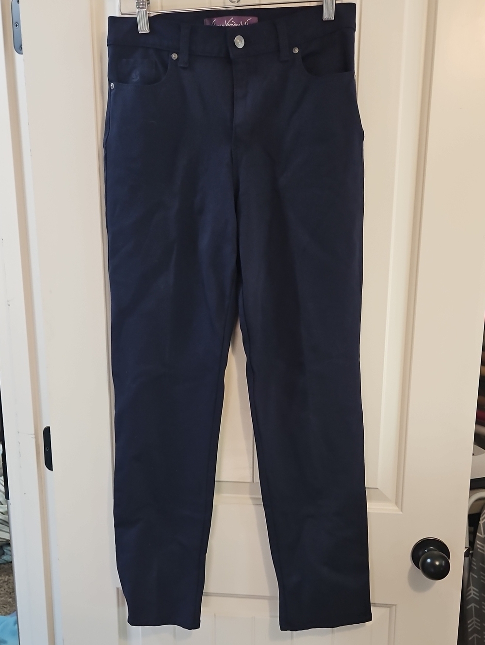 Gloria Vanderbilt Straight Leg Jeans in Navy Blue